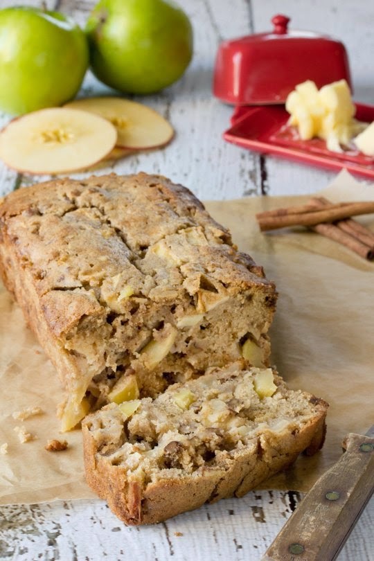 http://www.thekitchn.com/recipe-brown-butter-apple-loaf-recipes-from-the-kitchn-199777